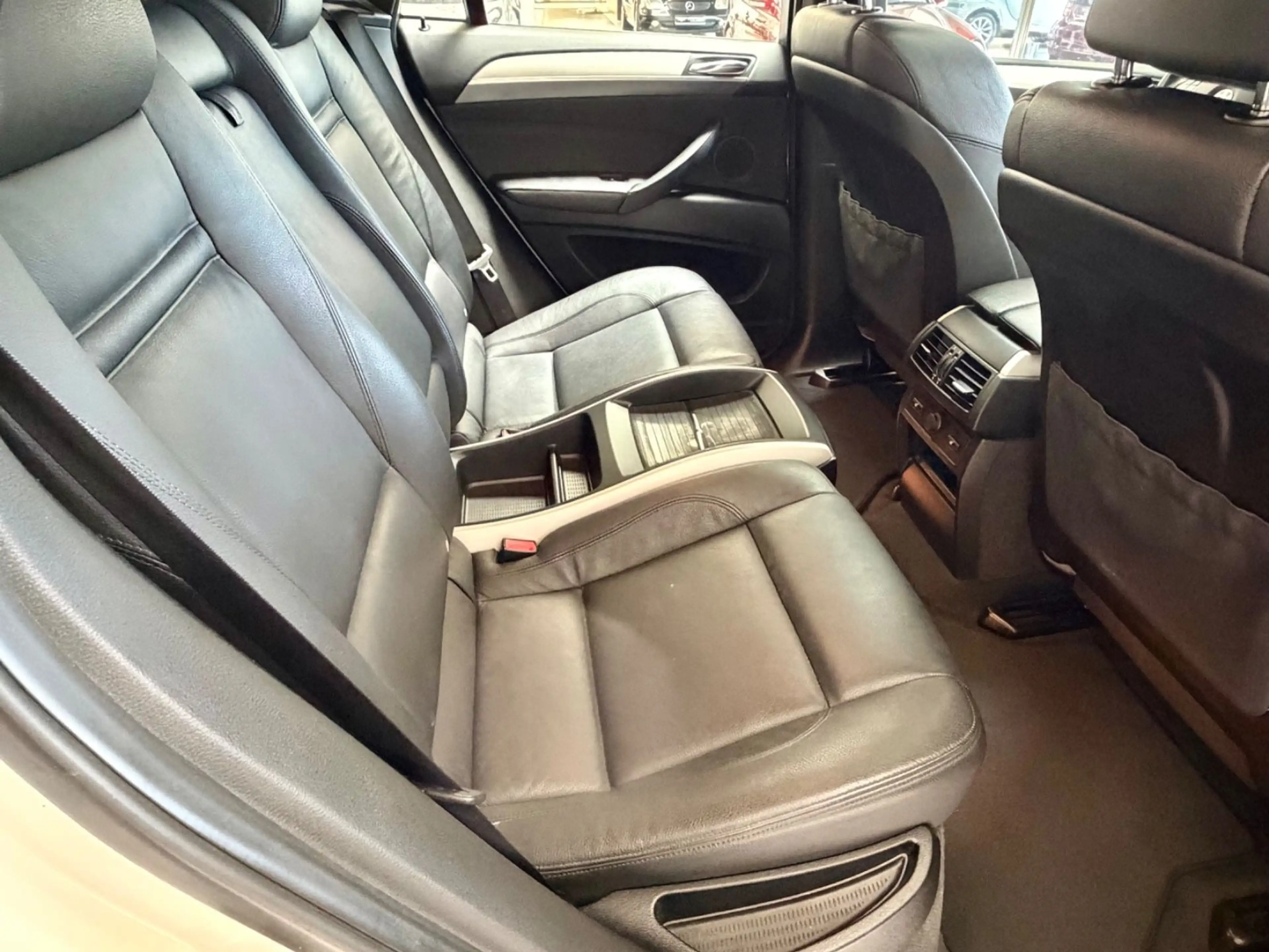 BMW X6 xDrive30d/Schiebedach/Leder/Navi/Alus — photo 10