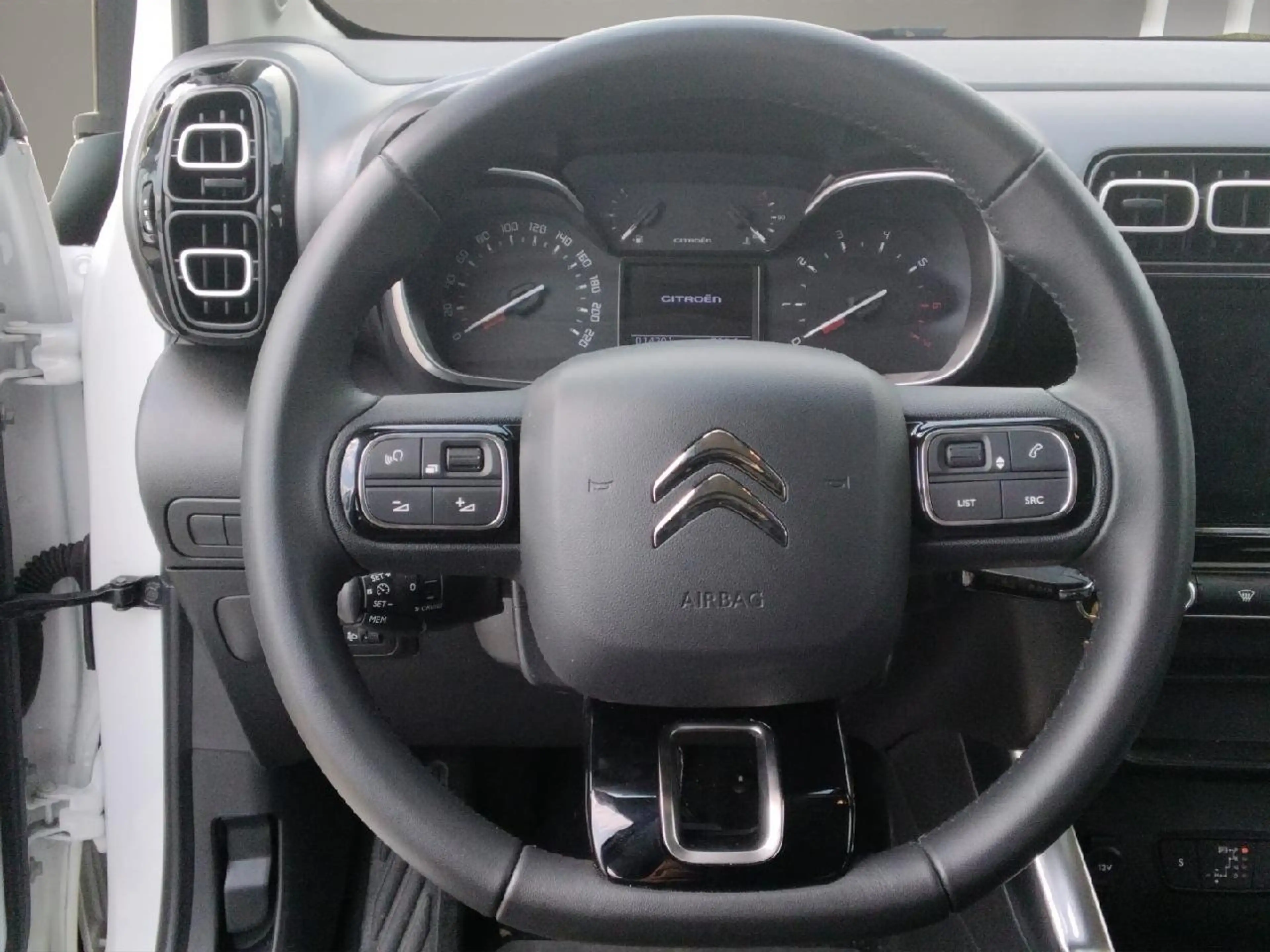 Citroen C3 Aircross Plus — photo 10