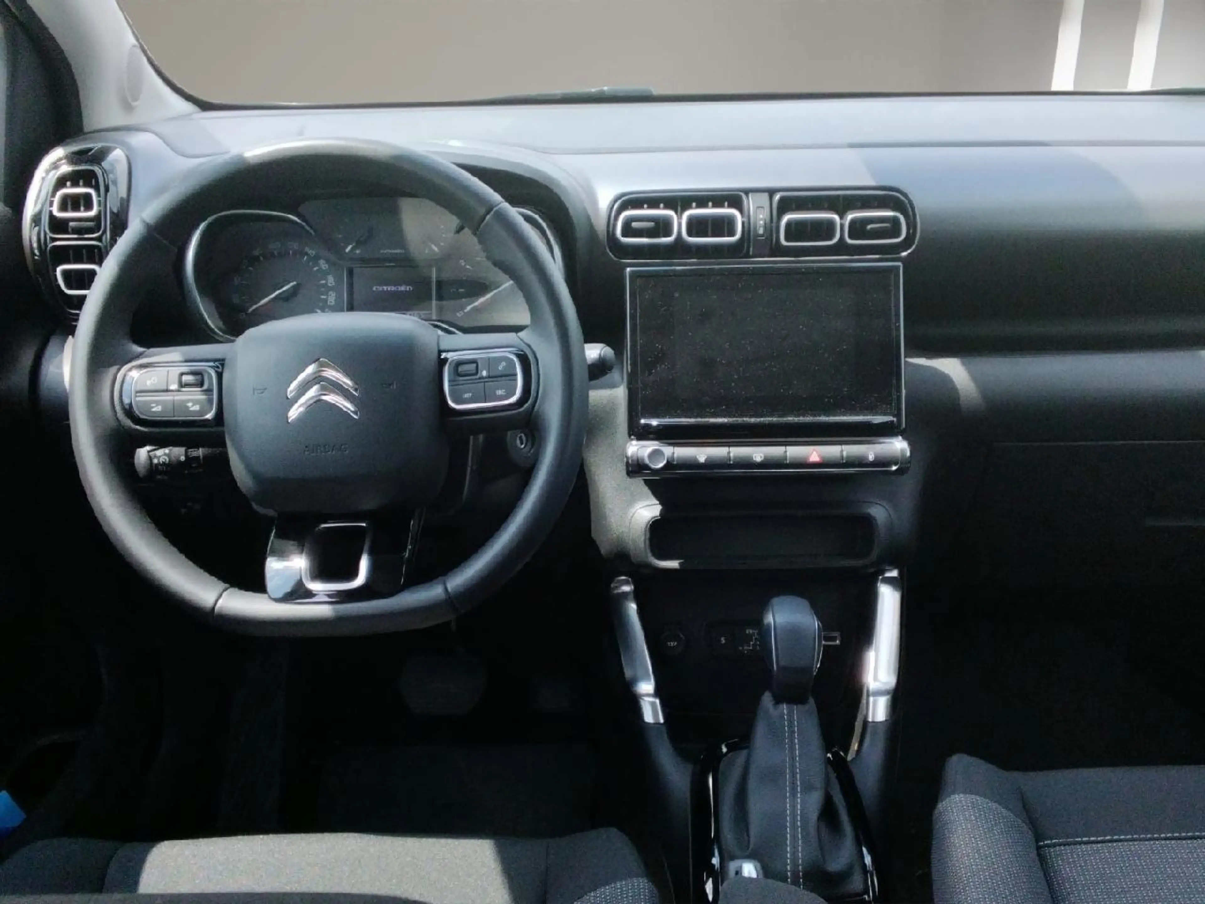 Citroen C3 Aircross Plus — photo 13