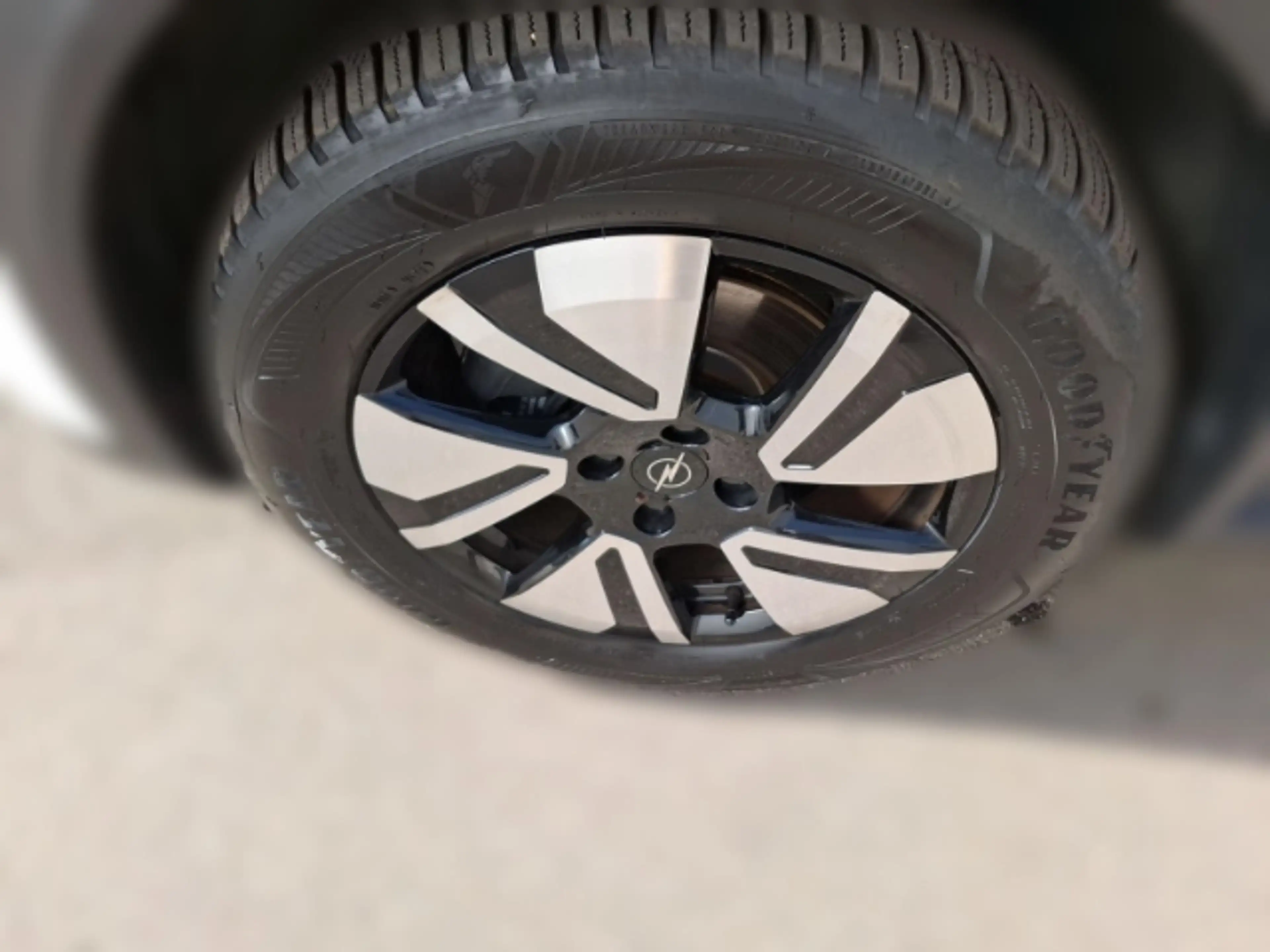 Opel Frontera GS 44 kWh/11 kW Onboard Charger/Lenkrad/Sitzheizun — photo 6