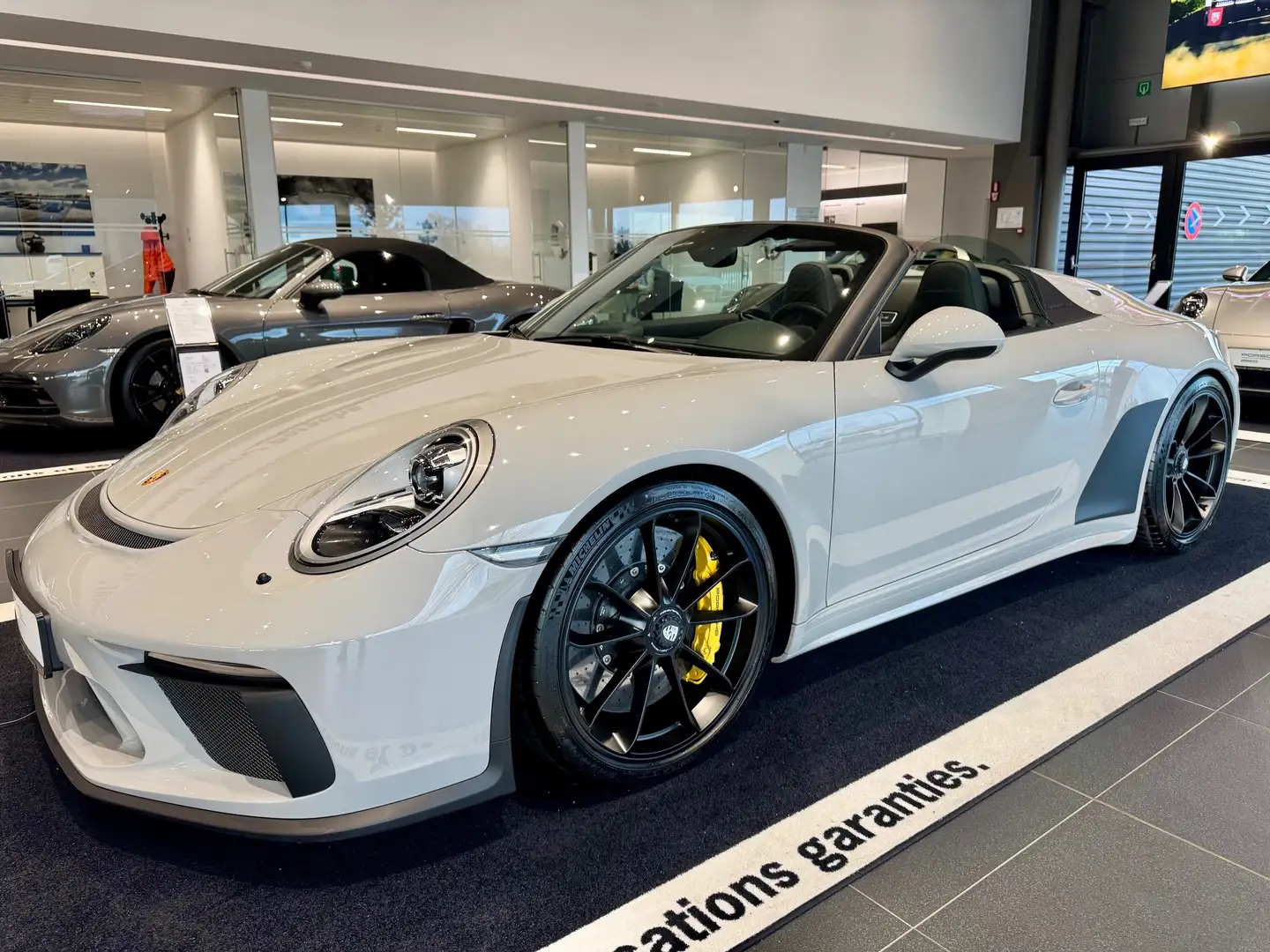 Porsche 911 911 Speedster 4.0 Turbo (EU6d-TEMP) Argent - 1