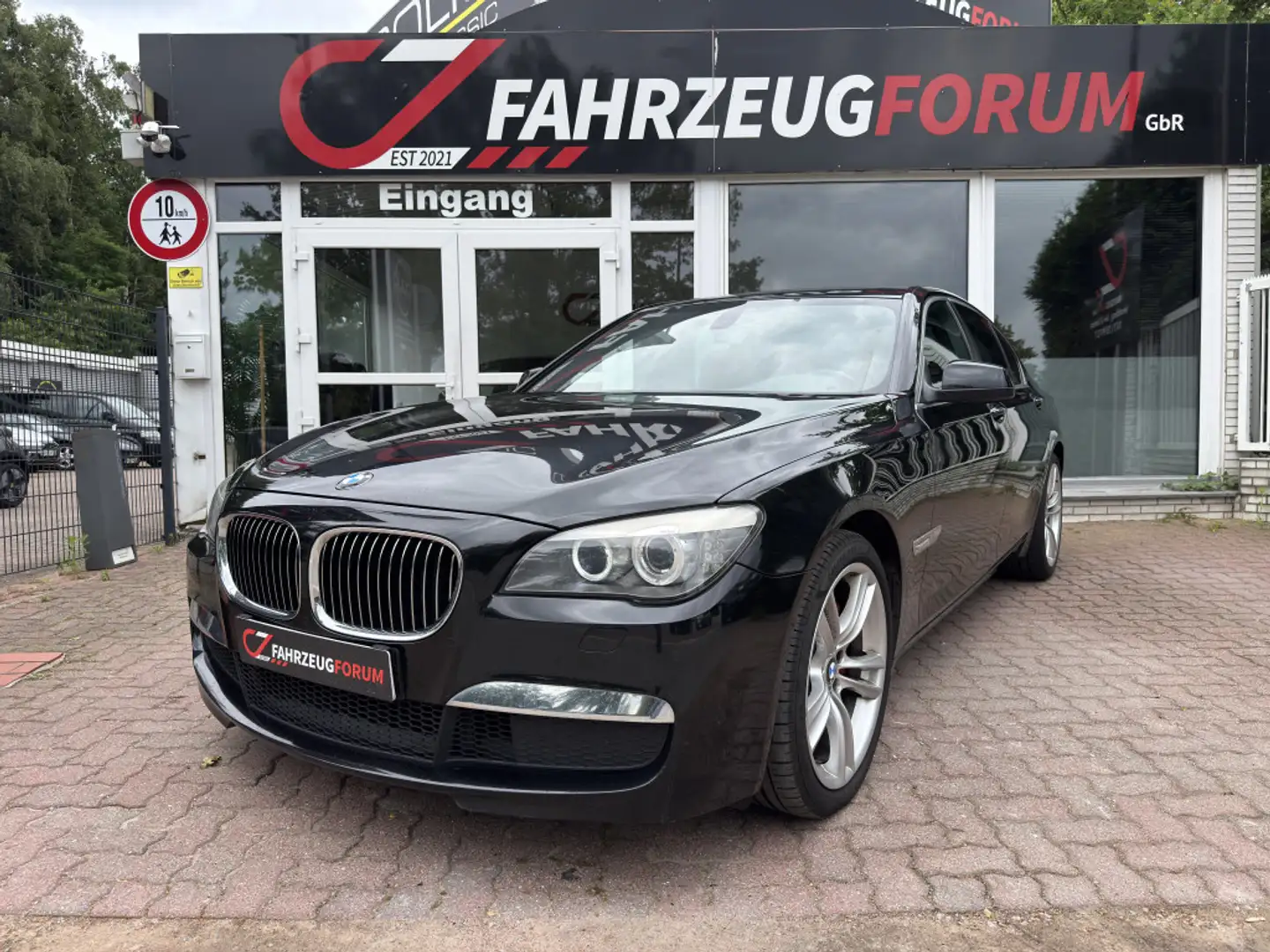 BMW 740 d Sportpaket-M*Kamera*Memory*Softclose Noir - 1