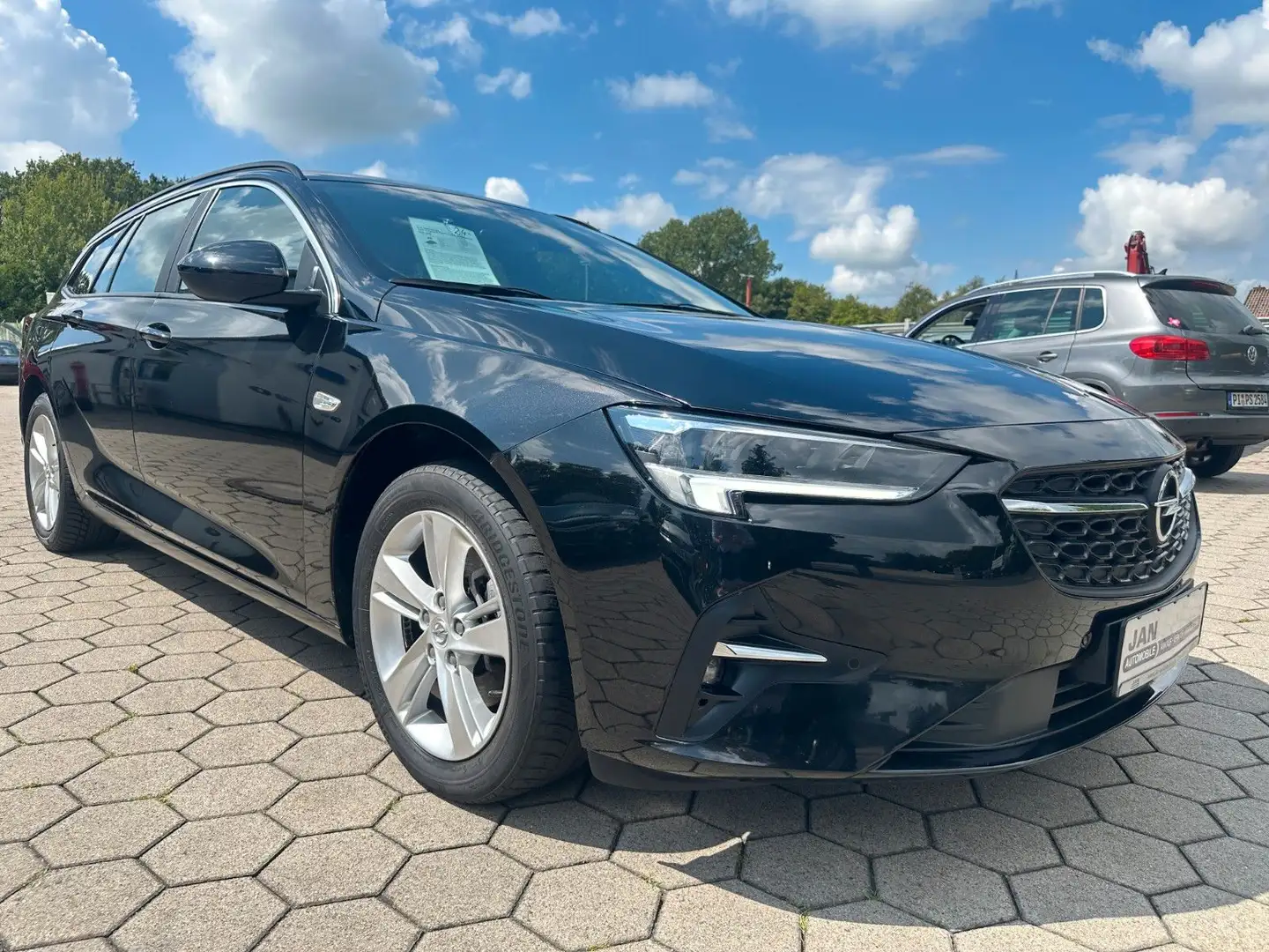 Opel Insignia B Sports Tourer Business Alu PDC SHZ Schwarz - 2
