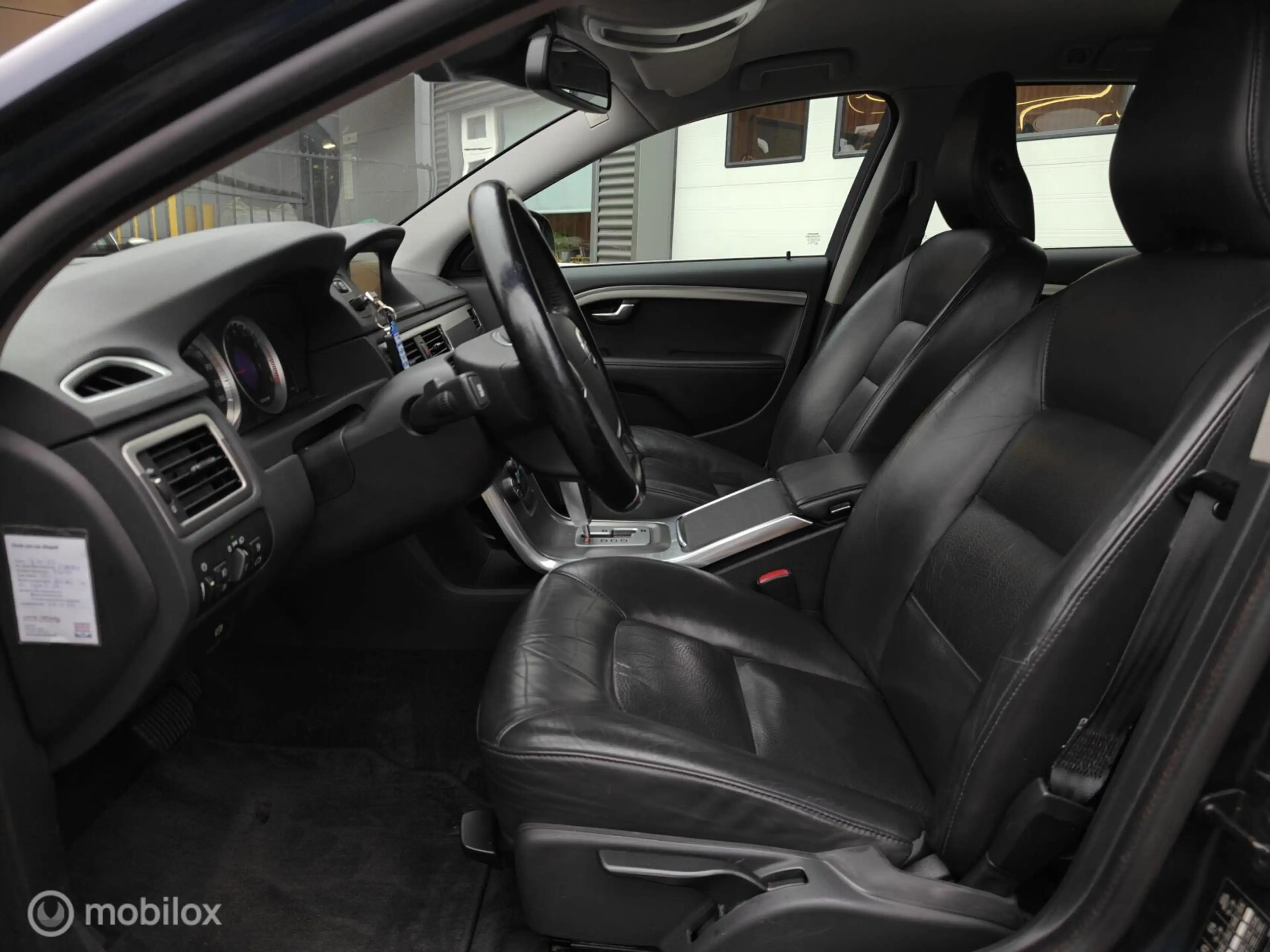 Volvo V70 1.6 T4 180pk AUTOMAAT Ltd.Ed. Volleder PDC Navi NL — photo 14