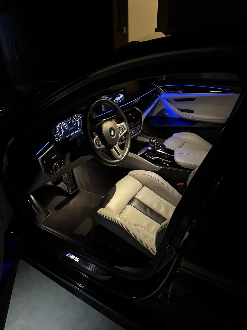 BMW M5 Competition - 1