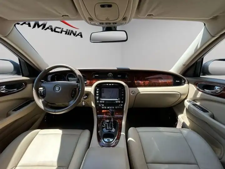 Jaguar XJ 2006, foto 11