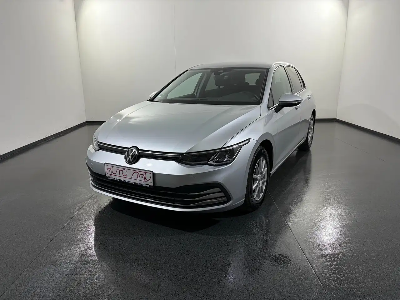 Volkswagen Golf 8 Lim. 2.0 TDI SCR Active *LED*NAVI*PDC* 2
