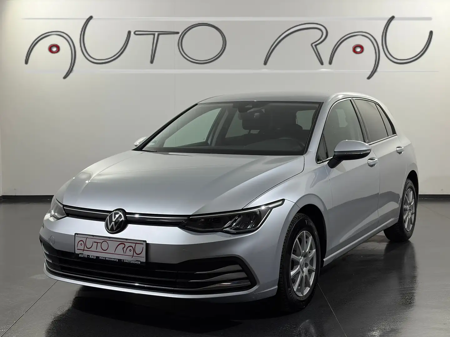 Volkswagen Golf 8 Lim. 2.0 TDI SCR Active *LED*NAVI*PDC* Silber - 1