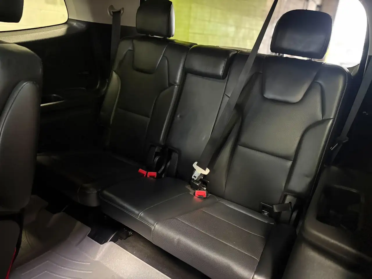 Kia Telluride снимка Kia Telluride