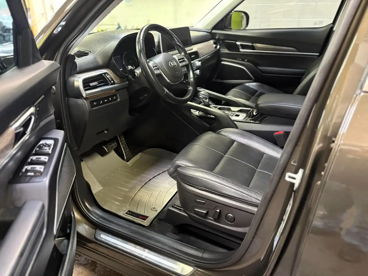 Kia Telluride снимка Kia Telluride
