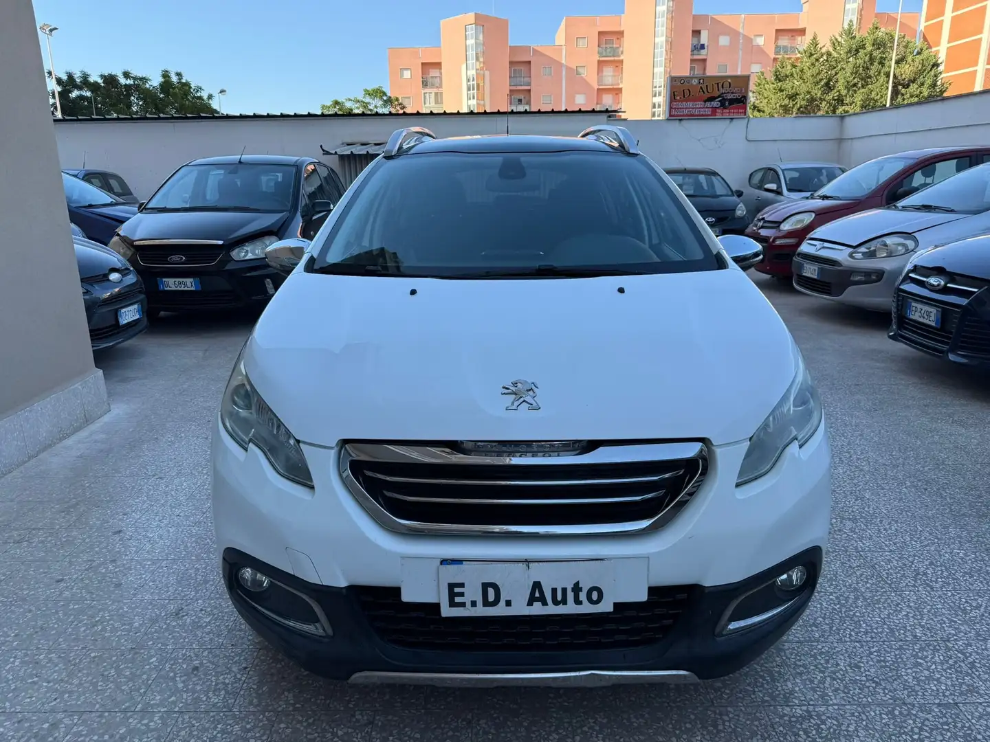 Peugeot 2008 2008 1.6 e-hdi 8v Allure s Bianco - 2