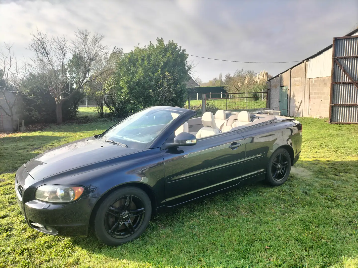 Volvo C70 C70 2.0D Summum Blauw - 1