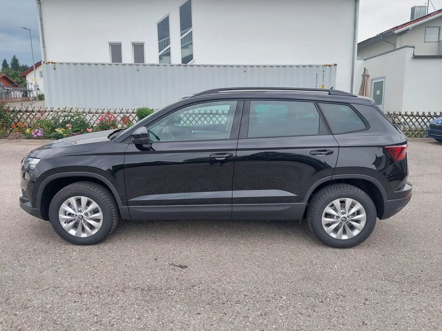 Skoda Karoq 1.5 TSI DSG Selection 130Jahre 4J.Gar. AHK Kamera Negro - 1