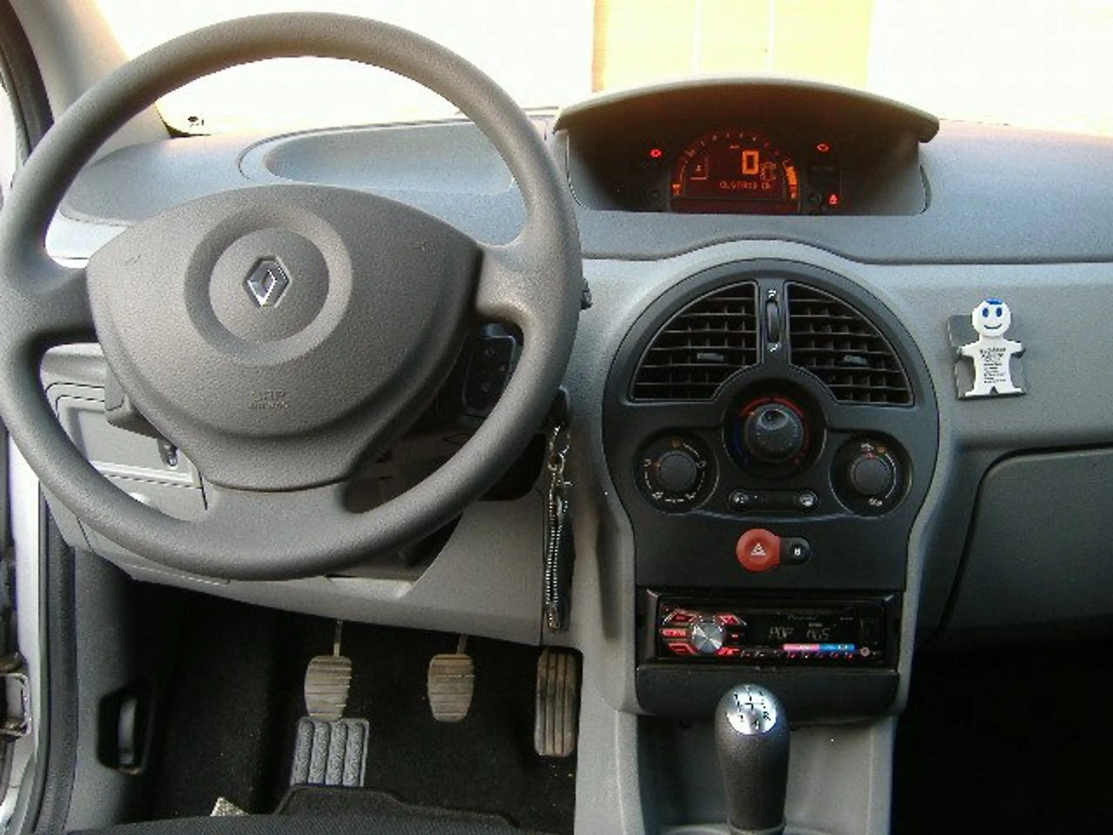 Renault Modus YAHOO! 1,2 75PS * 1.Hand * Wenig Km * Top — photo 11