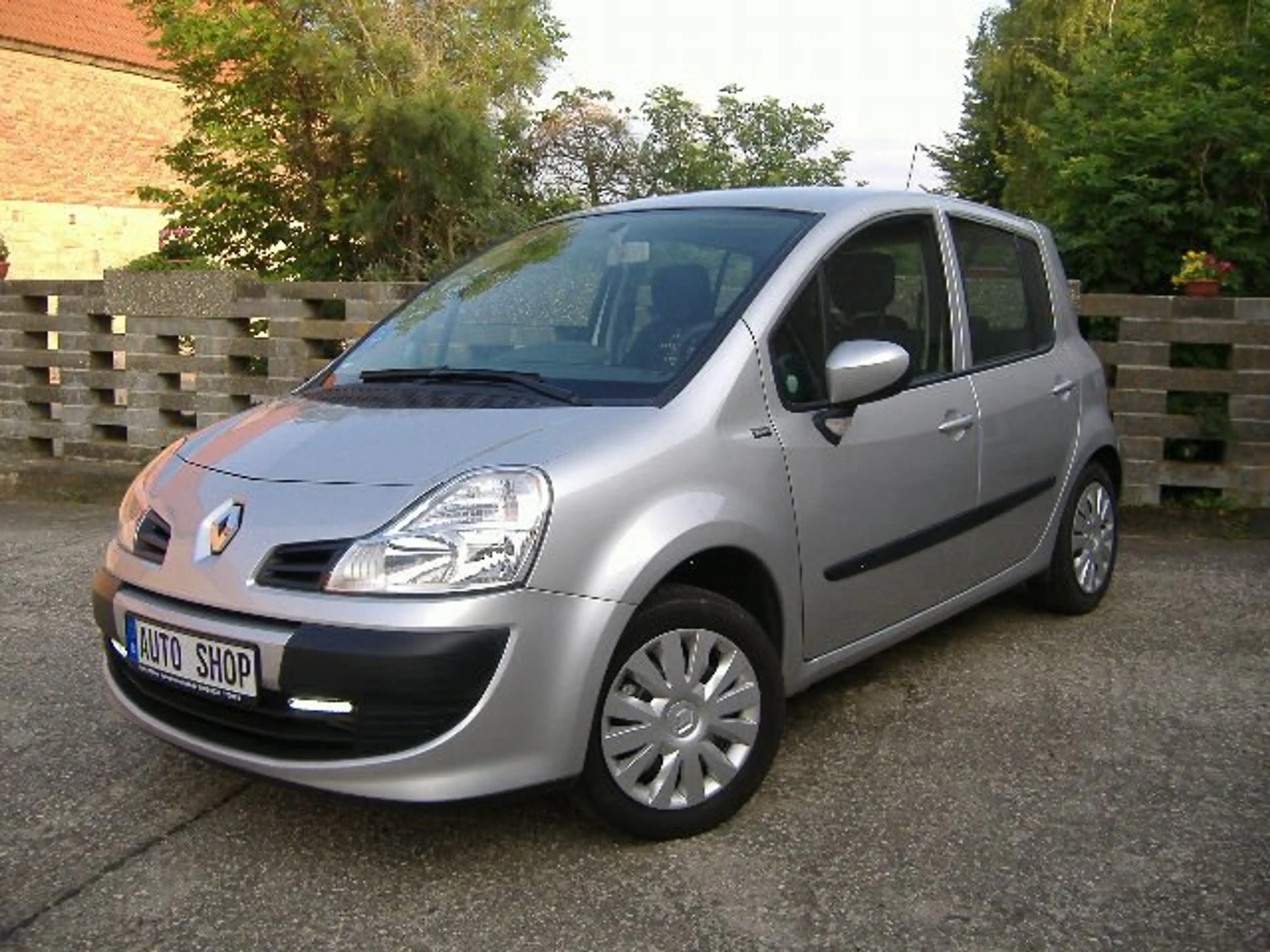 Renault Modus YAHOO! 1,2 75PS * 1.Hand * Wenig Km * Top