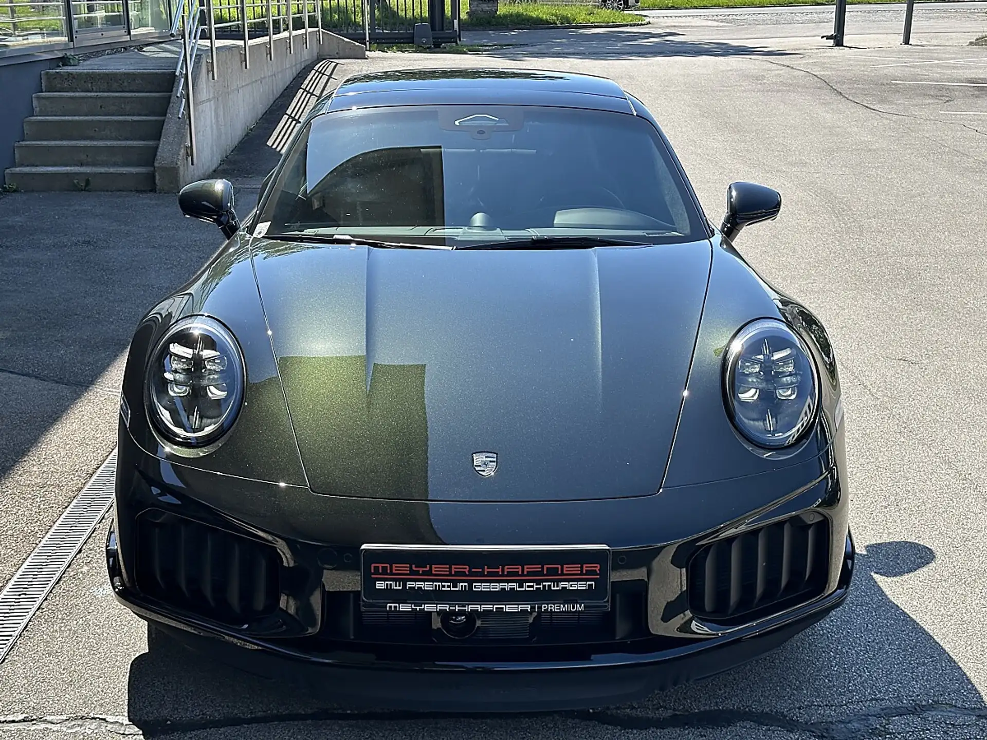 포르쉐 911 Turbo S Coupe 2026 블랙 사진 3
