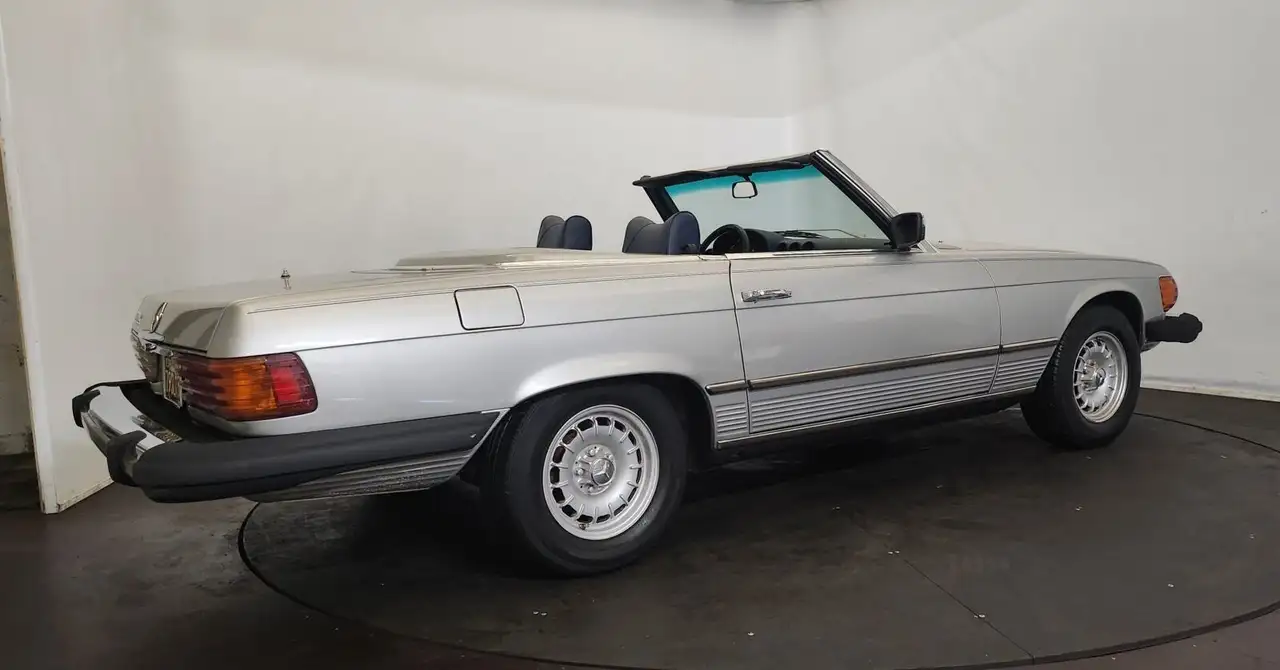 Mercedes-Benz 450 SL, foto 4