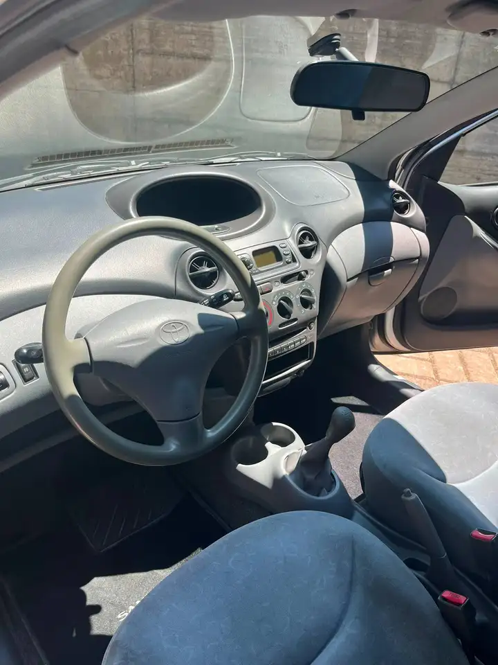 Toyota Yaris I 1999 3p 1.0 Sol, foto 4