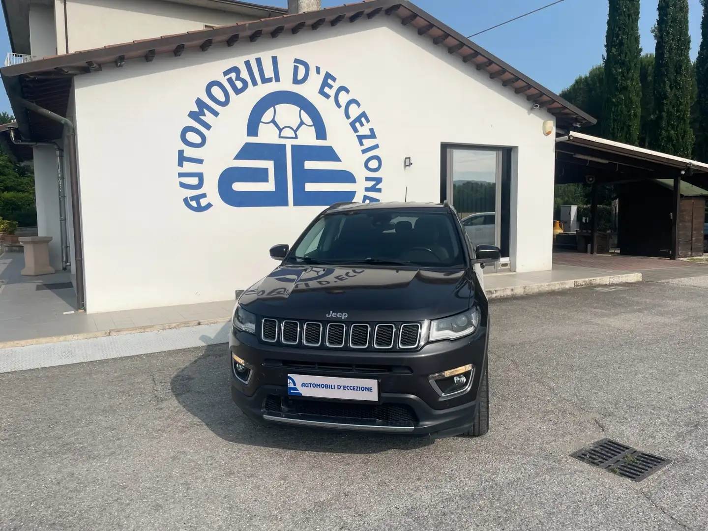 Jeep Compass 2.0 Multijet II 4WD Limited Gris - 1
