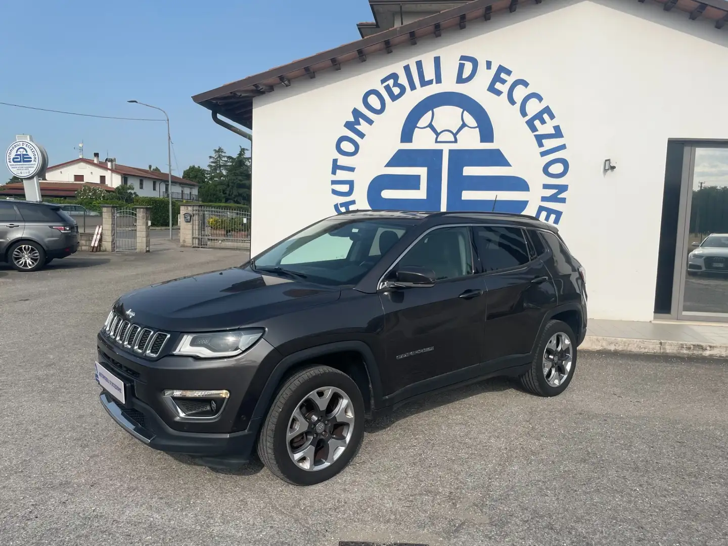 Jeep Compass 2.0 Multijet II 4WD Limited Gris - 2