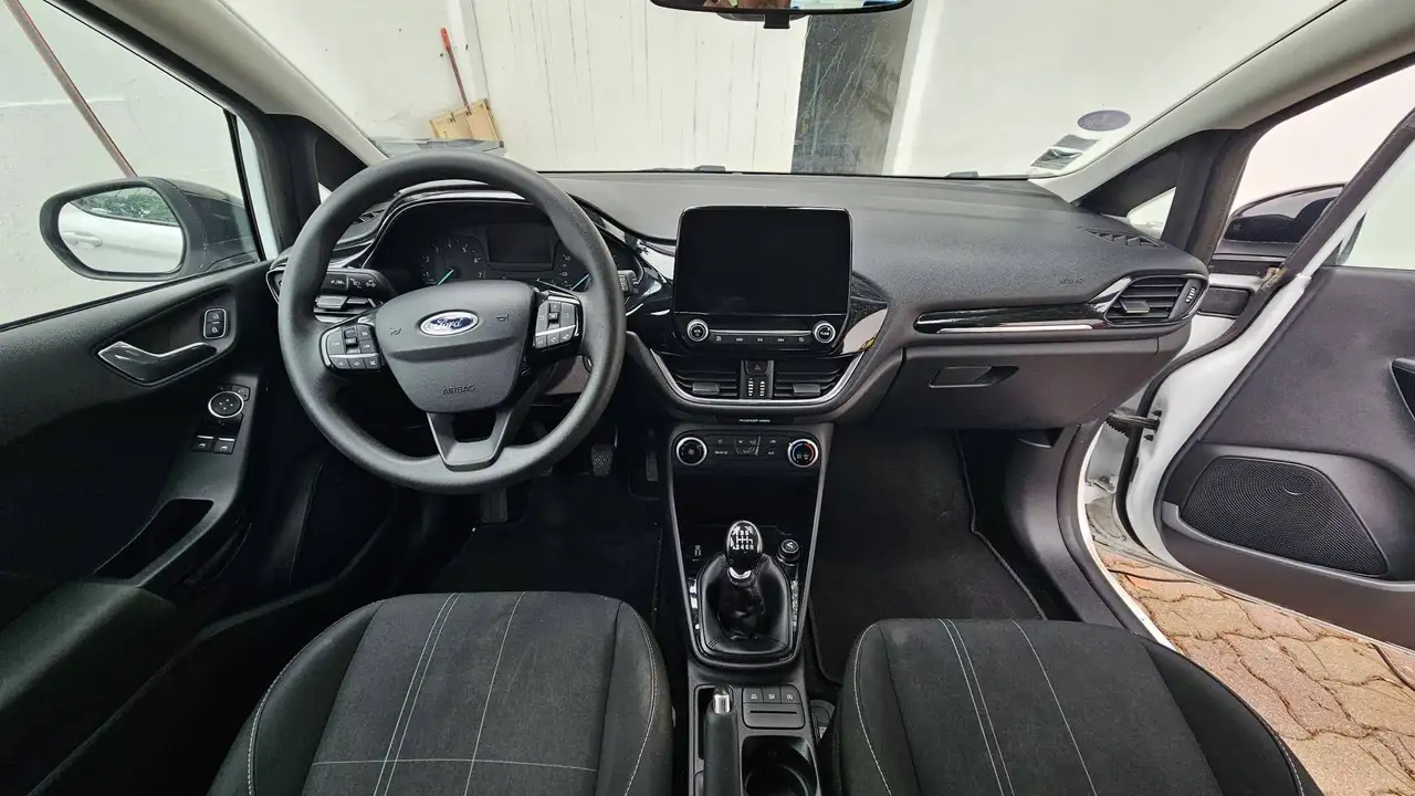 Ford Fiesta Active — photo 3