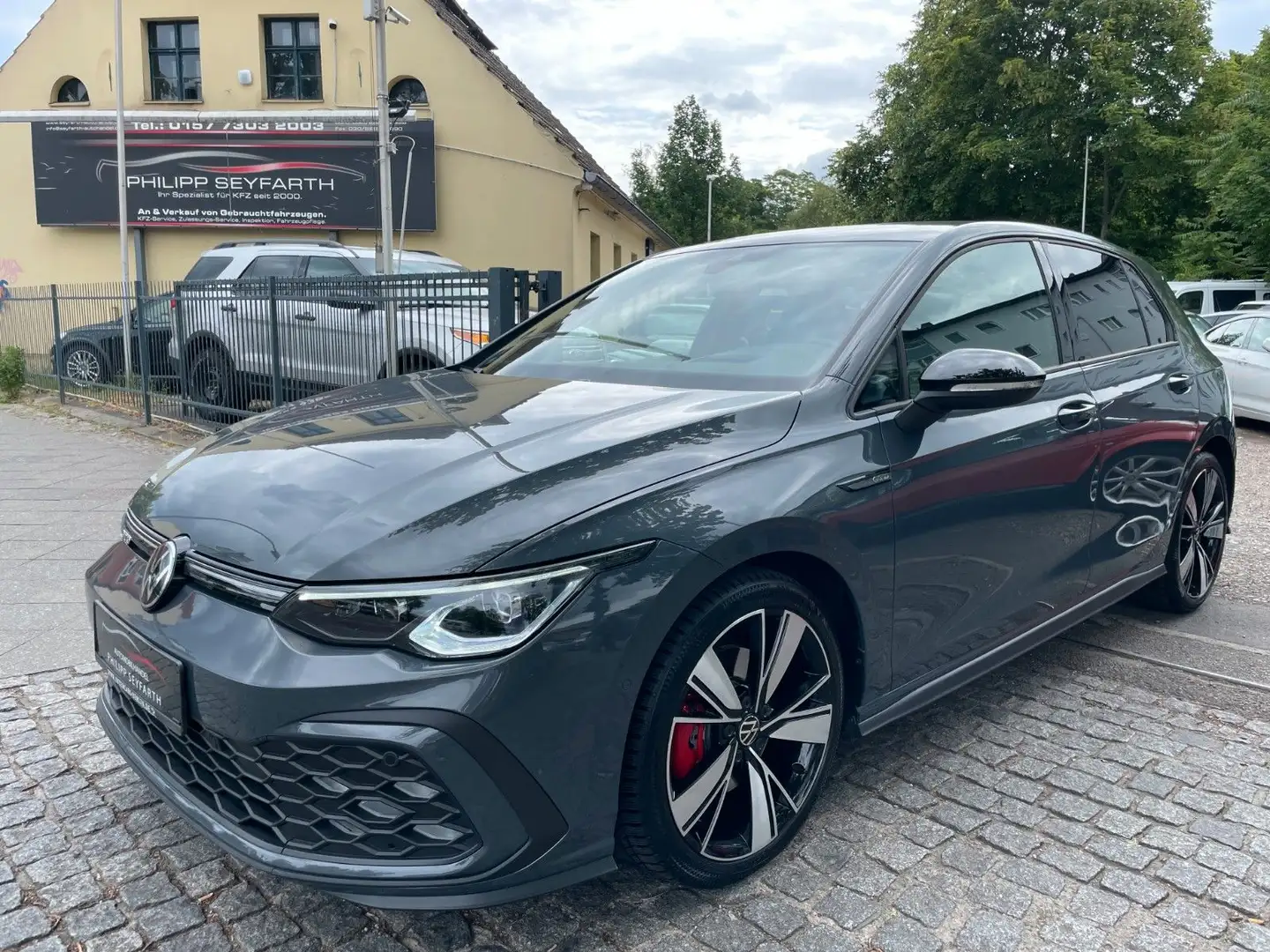 Volkswagen Golf 2.0TDI GTD AUT./DSG*VOLLAUSSTATTUNG* Grau - 1