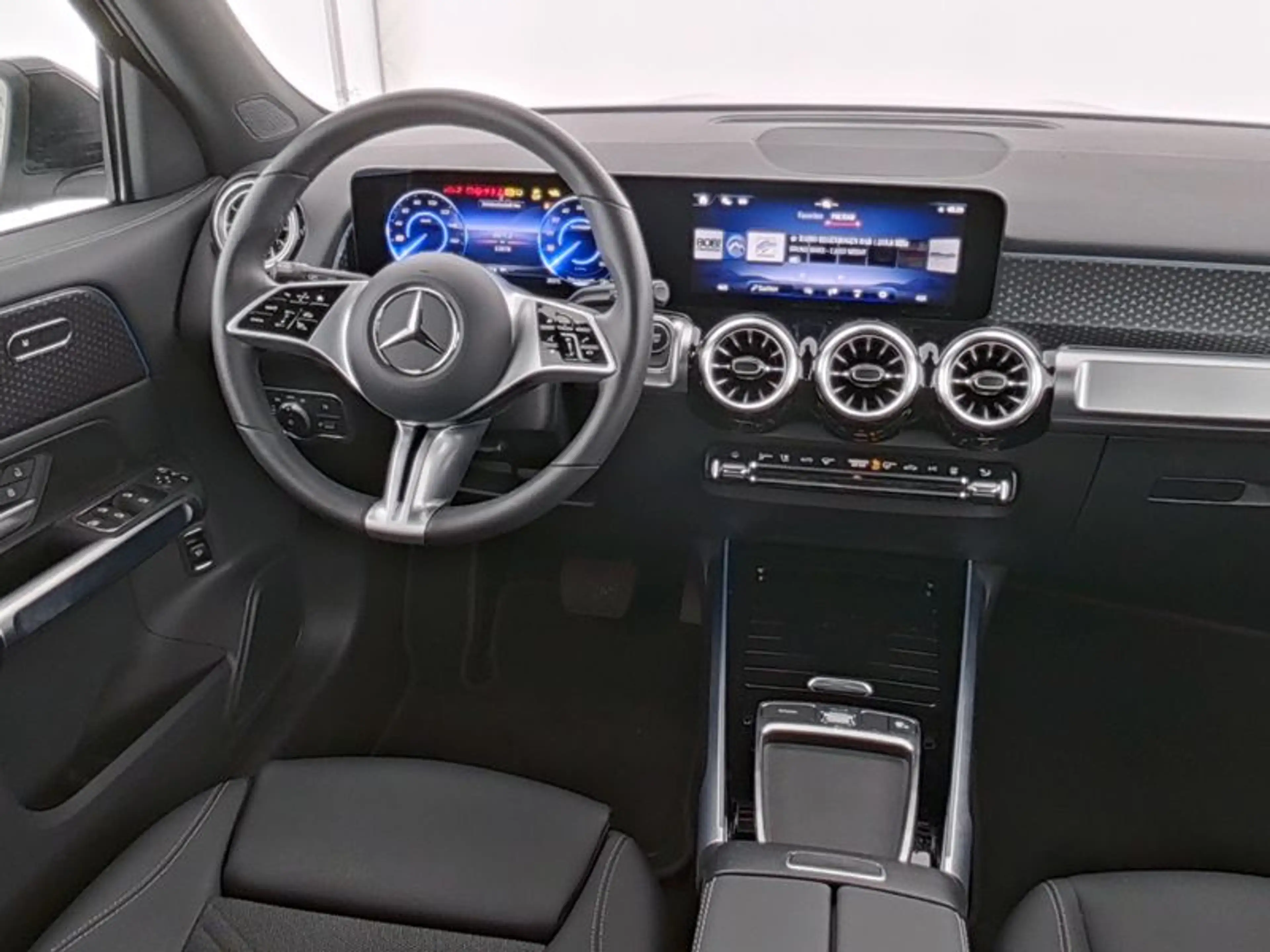 Mercedes-Benz EQB 250 + Progressive*Advanced*LED*Kamera*AHK* — photo 6