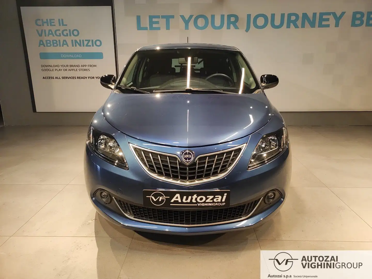Lancia Ypsilon Ypsilon 1.0 FireFly 5 porte S&S Hybrid Gold Plus Blu/Azzurro - 2
