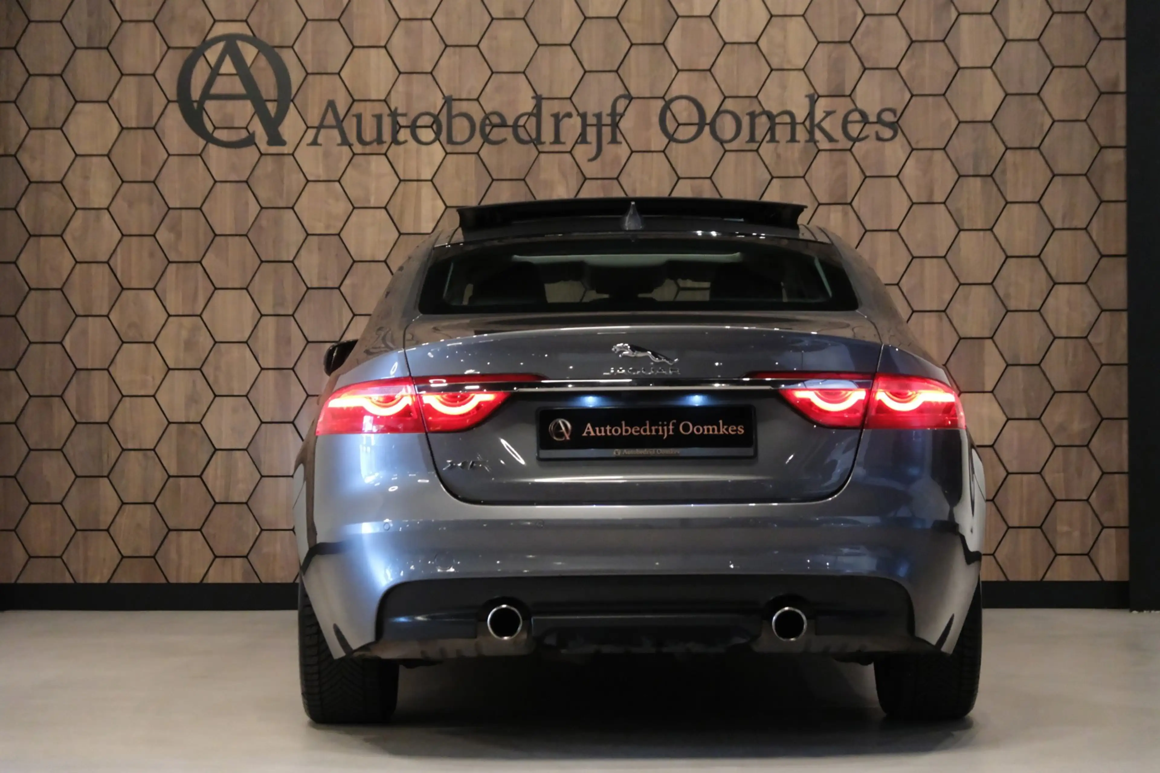 Jaguar XF 2.0 30t Prestige AWD 300pk! 100.235km UNIEK PANORA — photo 9
