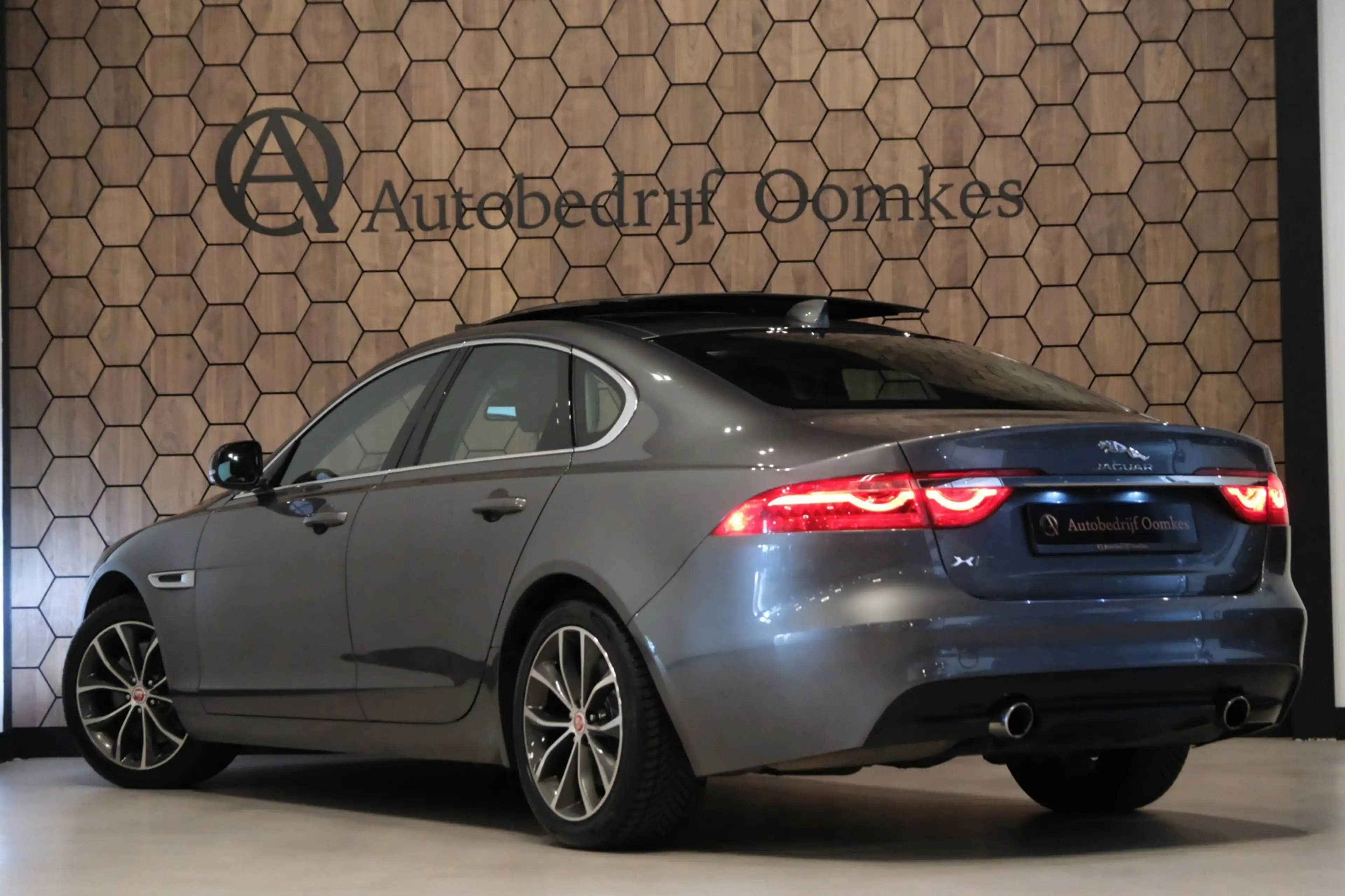 Jaguar XF 2.0 30t Prestige AWD 300pk! 100.235km UNIEK PANORA — photo 12