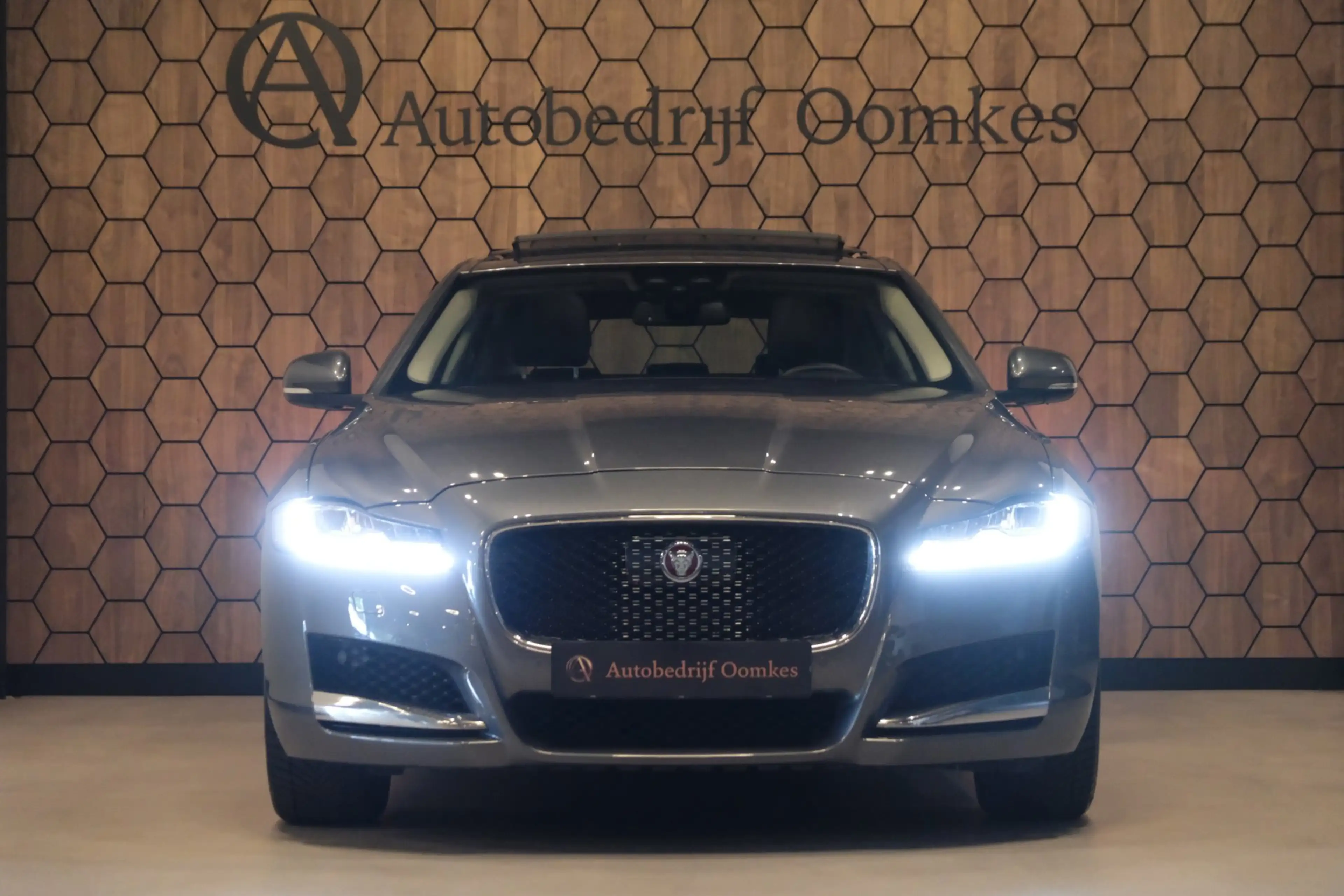 Jaguar XF 2.0 30t Prestige AWD 300pk! 100.235km UNIEK PANORA — photo 8