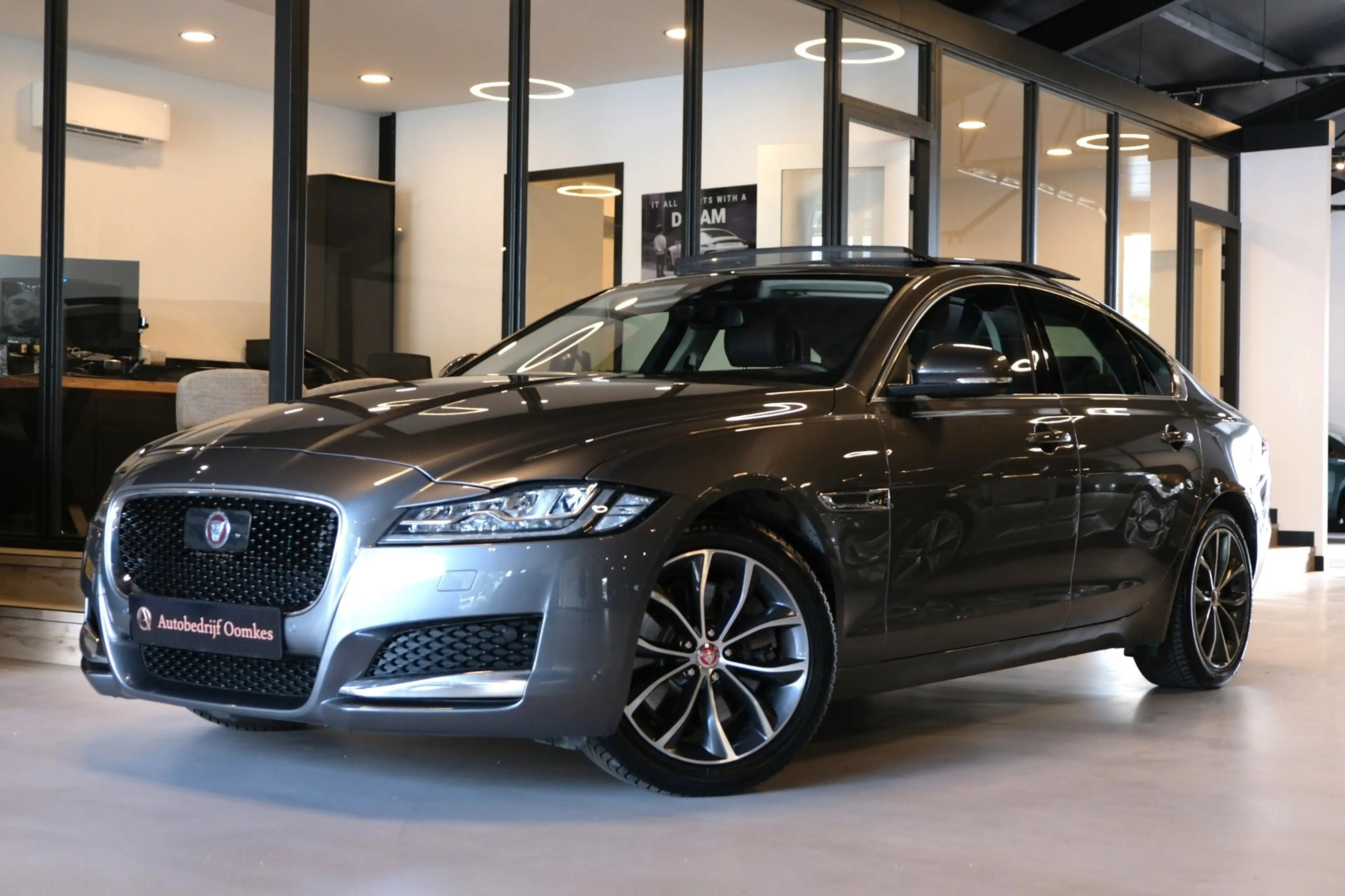 Jaguar XF 2.0 30t Prestige AWD 300pk! 100.235km UNIEK PANORA — photo 15
