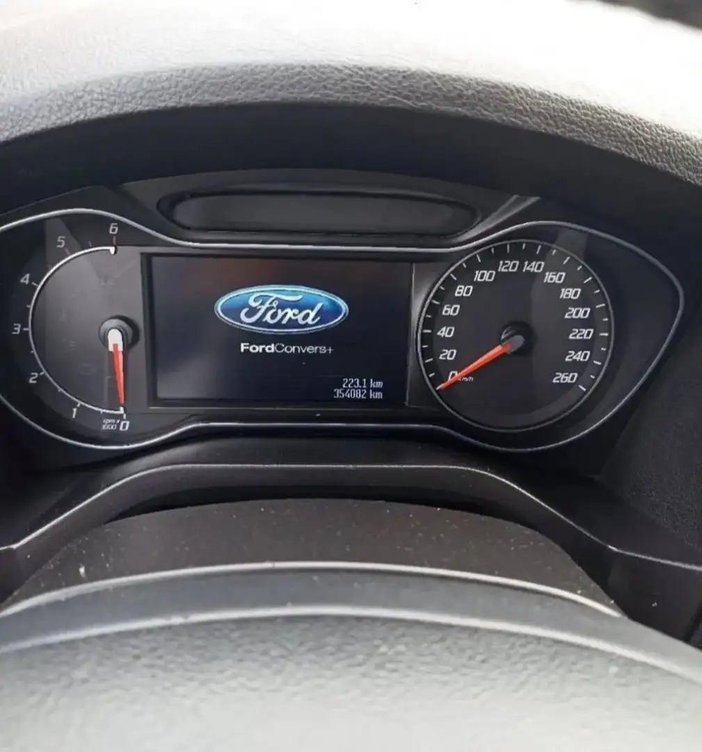 Ford Galaxy Galaxy Titanium 2,0 TDCi DPF Aut. Titanium Silber - 2