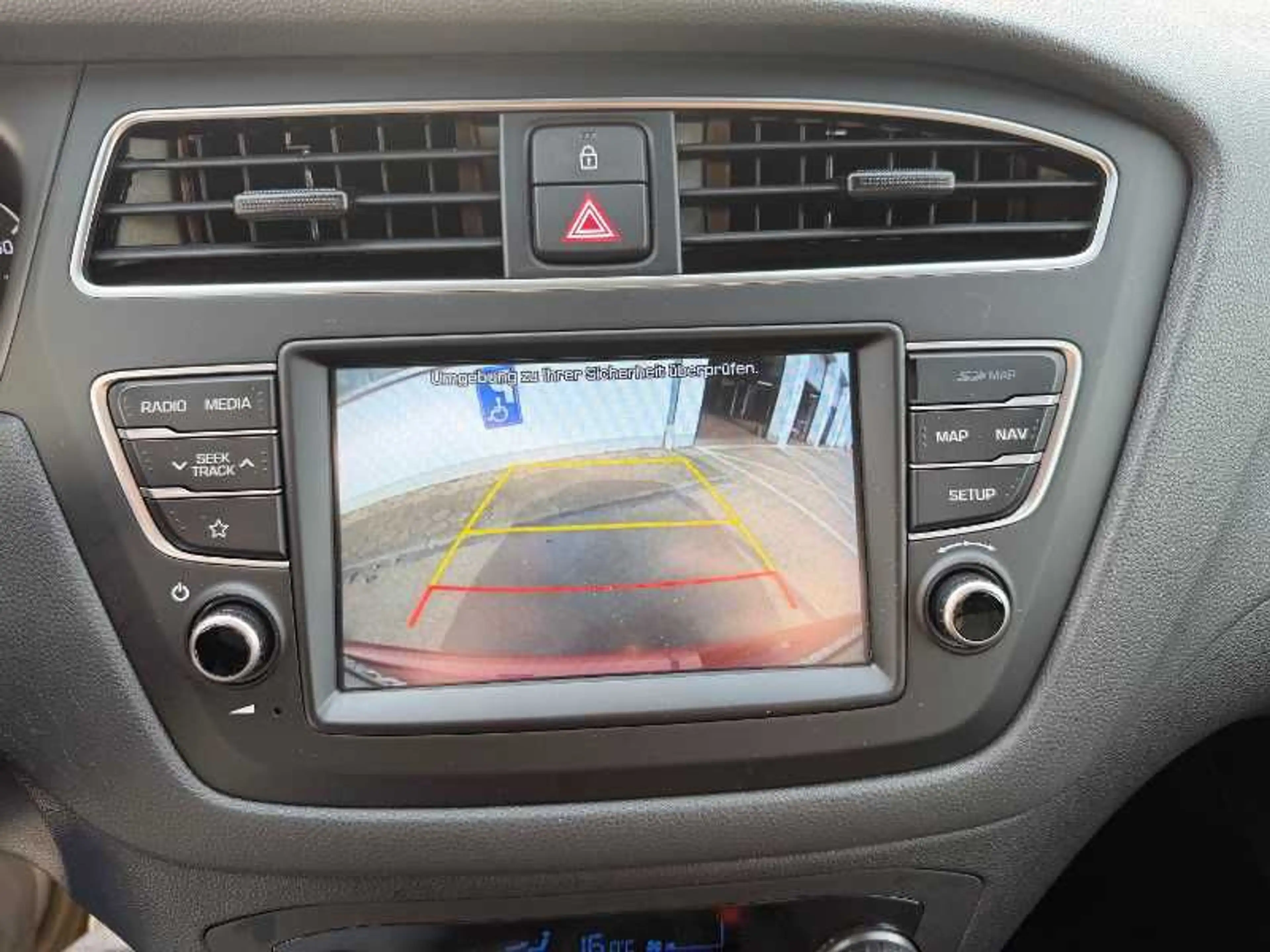 Hyundai i20 1.0 Style / Navi-Paket / WR — photo 14