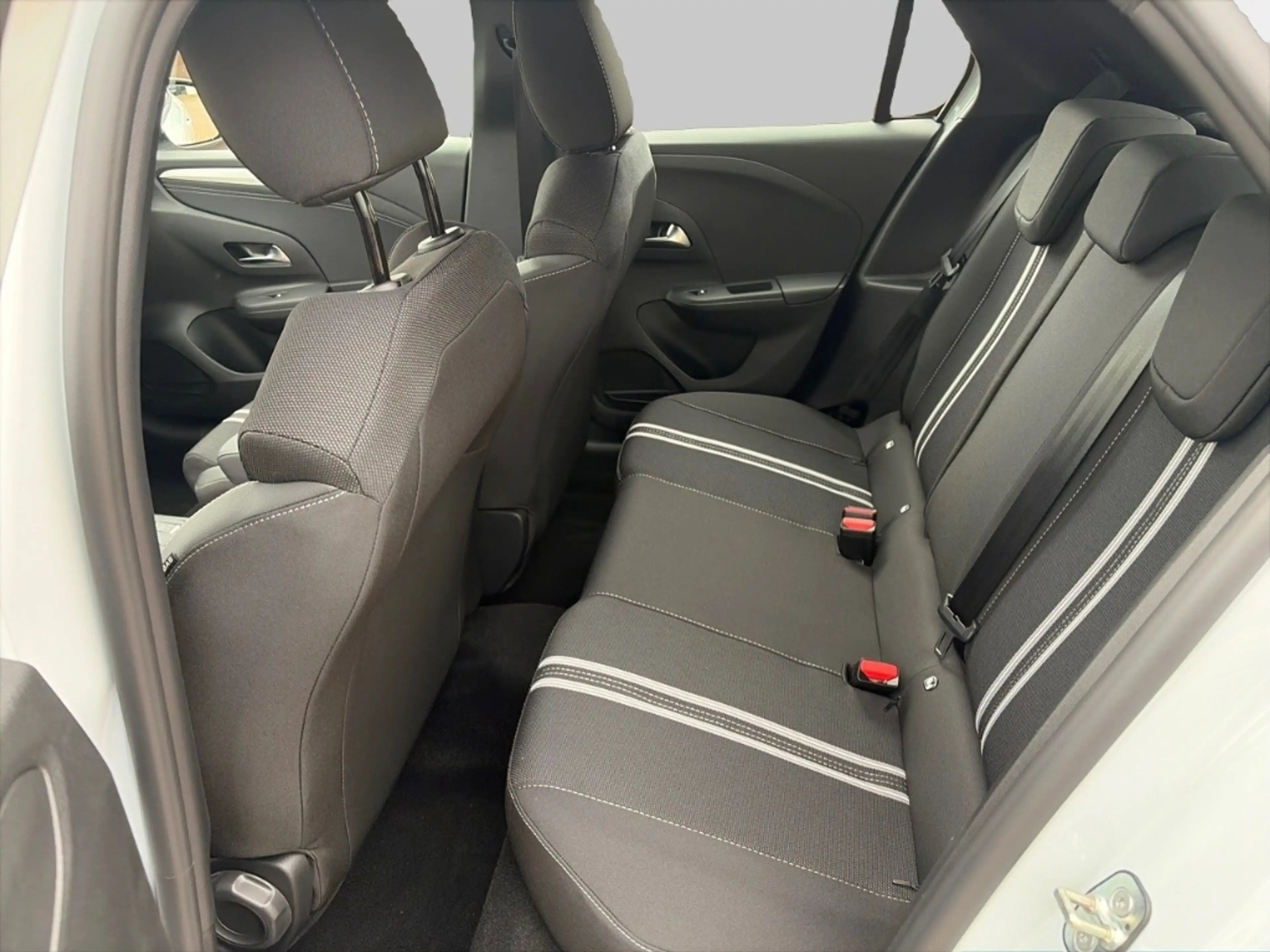 Opel Corsa-e GS LED Apple CarPlay Android Auto Klimaautom Musik — photo 10
