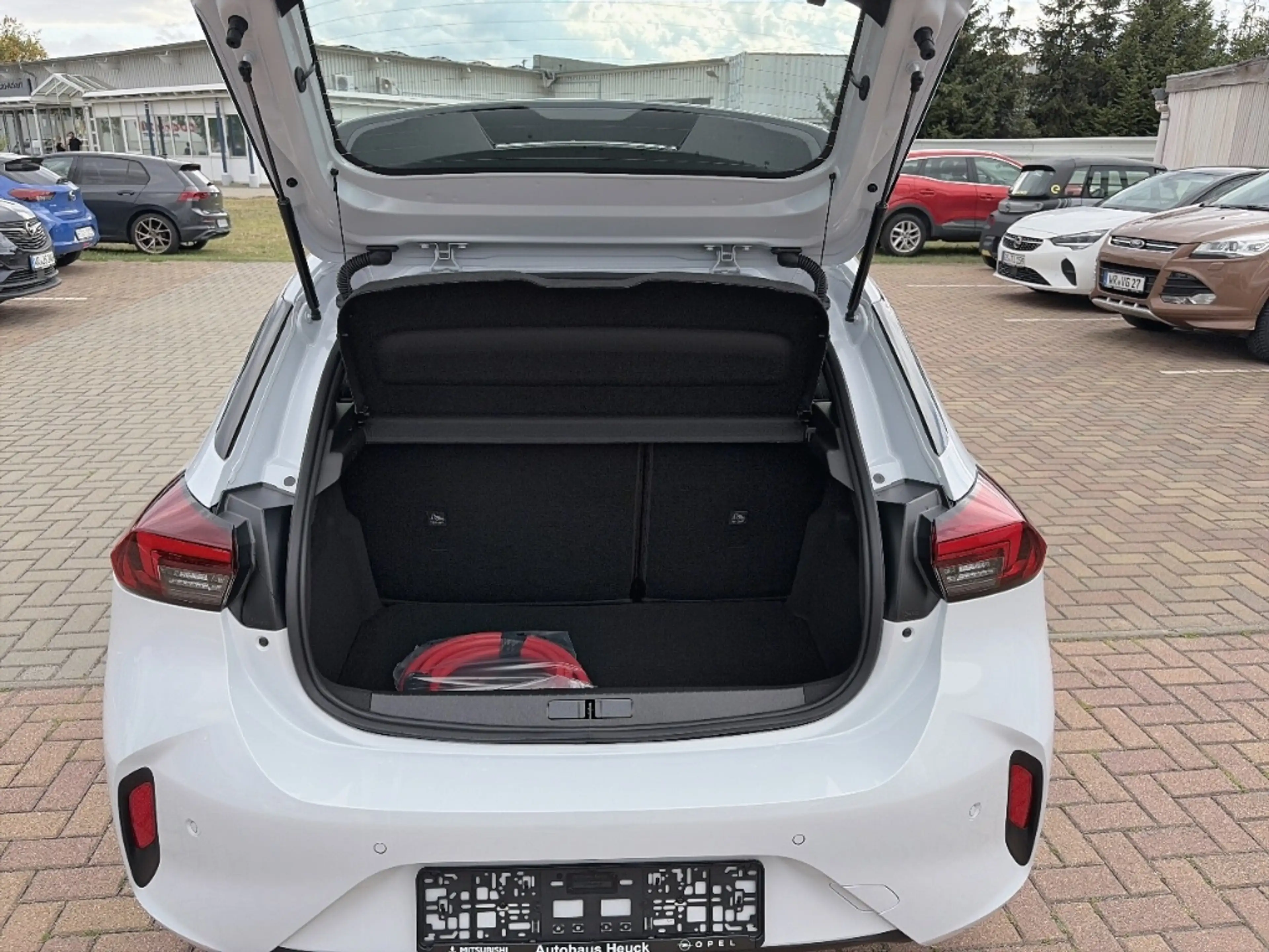 Opel Corsa-e GS LED Apple CarPlay Android Auto Klimaautom Musik — photo 6