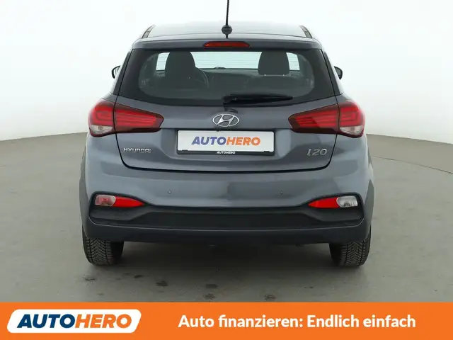 Hyundai i20 view 5
