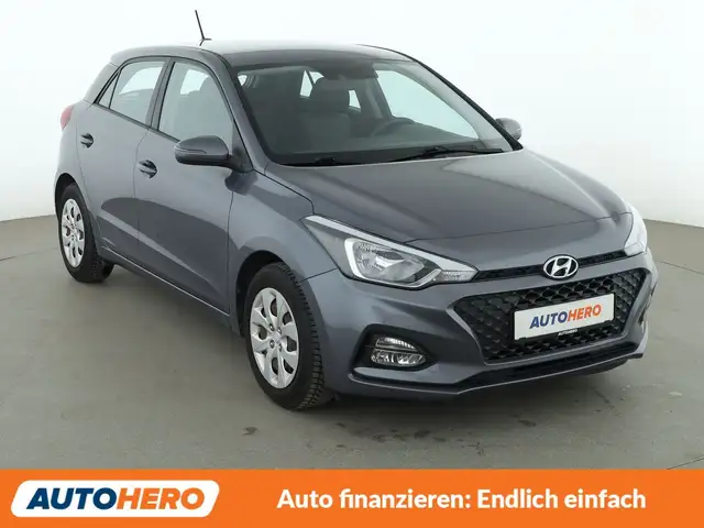 Hyundai i20 view 8
