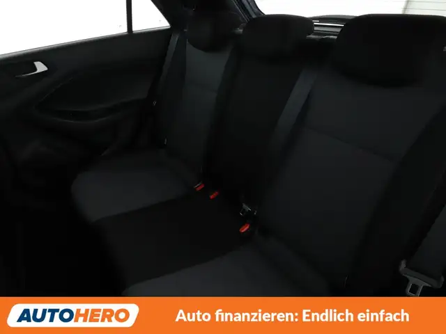 Hyundai i20 view 14