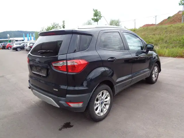 Ford Ecosport view 3
