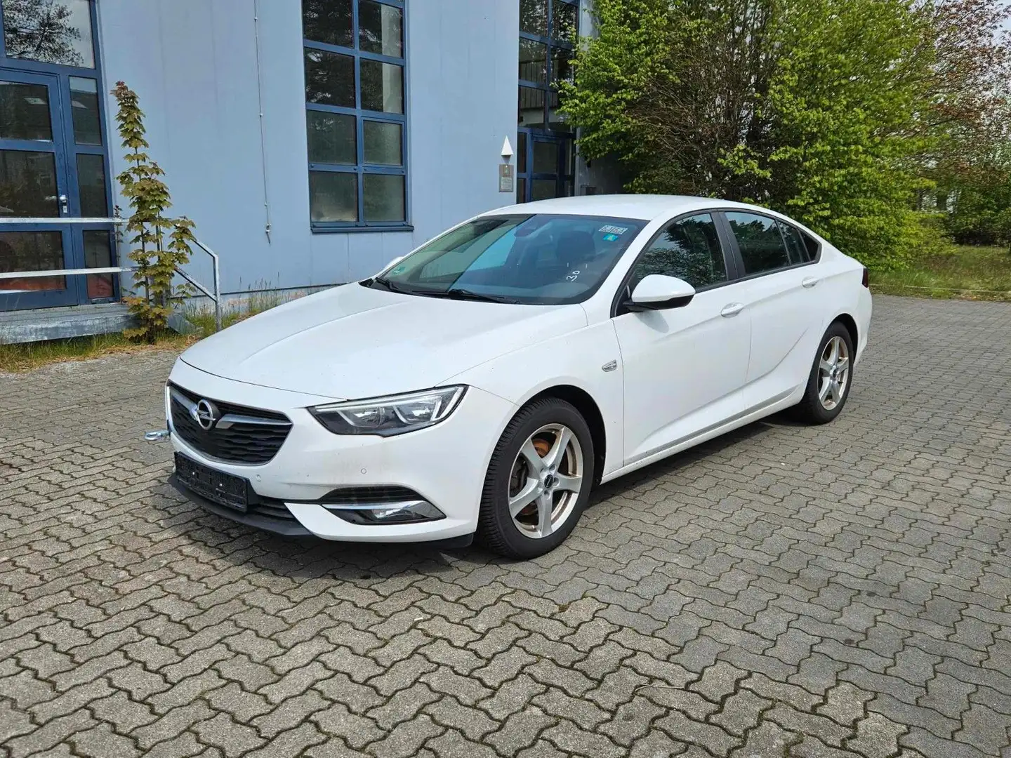 Opel Insignia B Grand Sport Business Edition Blanc - 1