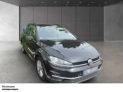 Annonce voiture d'occasion Volkswagen Golf Variant - CARADIZE