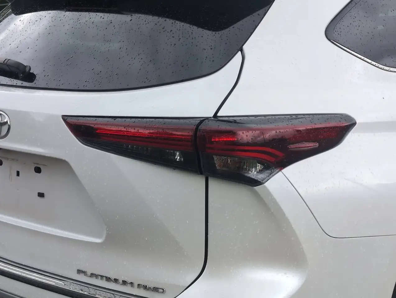 Toyota Highlander photo Toyota Highlander