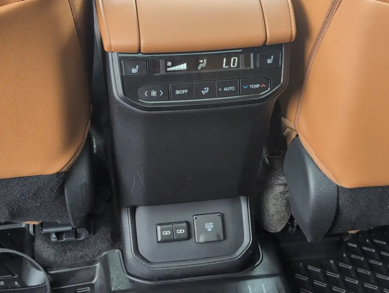 Toyota Highlander photo Toyota Highlander