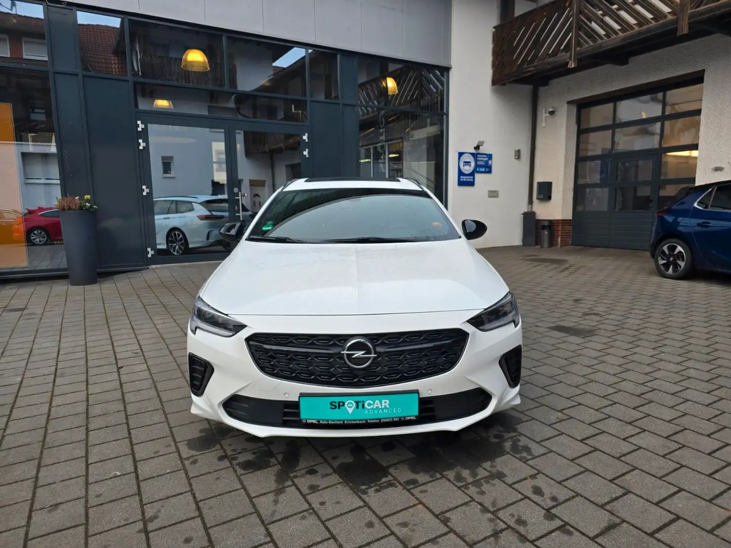 Opel Insignia B Sports Tourer GSi 4x4 Blanco - 2