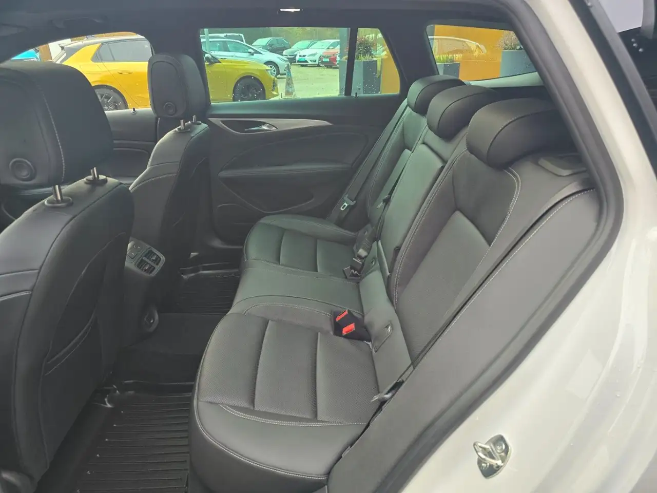 Opel Insignia B Sports Tourer GSi 4x4 22