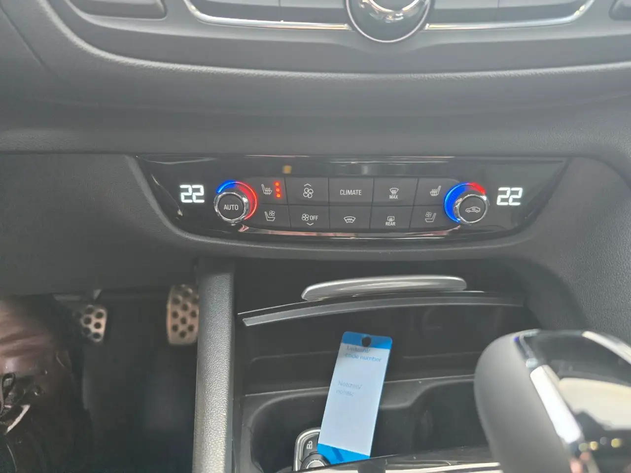 Opel Insignia B Sports Tourer GSi 4x4 16