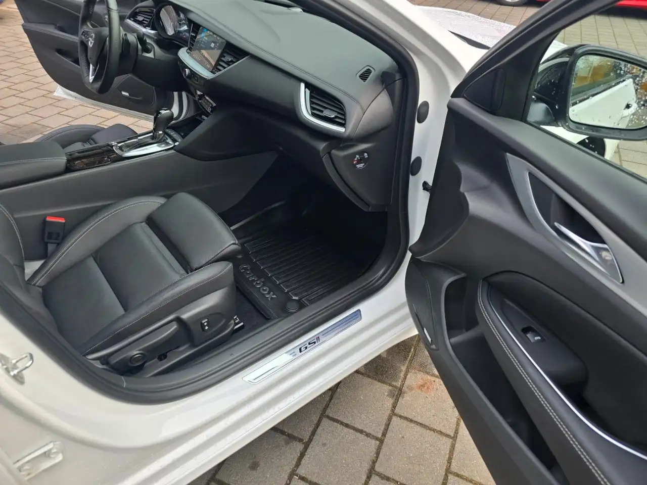 Opel Insignia B Sports Tourer GSi 4x4 24