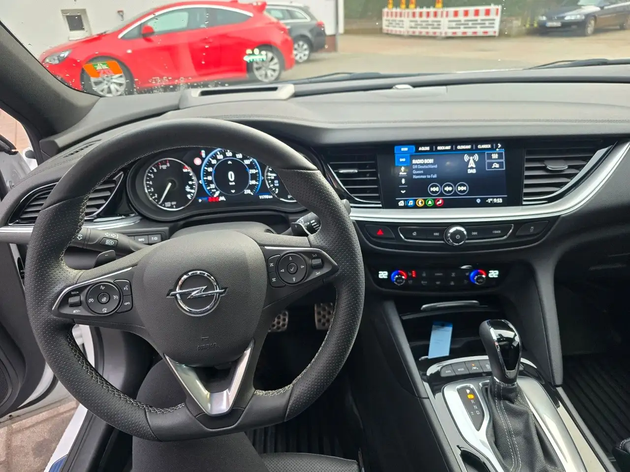 Opel Insignia B Sports Tourer GSi 4x4 14