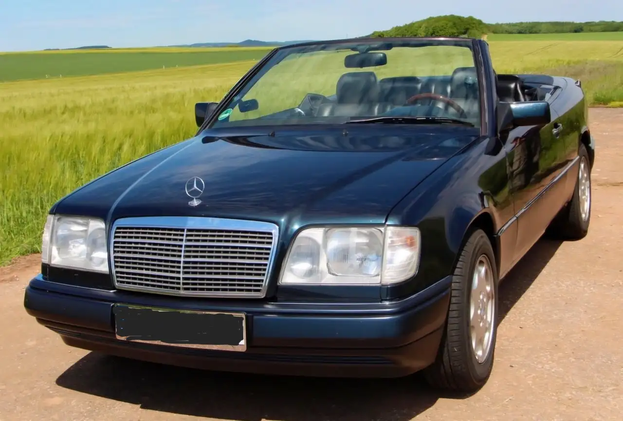 Mercedes-Benz E 200, foto 1